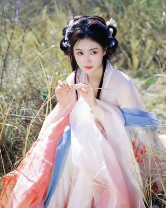 ���������Ķ��������졹��Ů��: 9������20�ಿϷ, �����²���(������ ����)