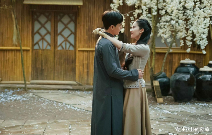 6��ԤԼ���ϰ���ȴ�����˵ľ�, ÿһ��������ʮ��, �Ĳ����ϧ?(����ƾ���Ȼ����ի��¼Ϊʲô����)