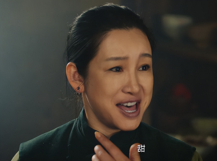 ���ӿ�ս��: �غ�����ƶ���Ϸ, ���Ů����Ȼ����轺���Ա�����(Ӱ�������غ��)