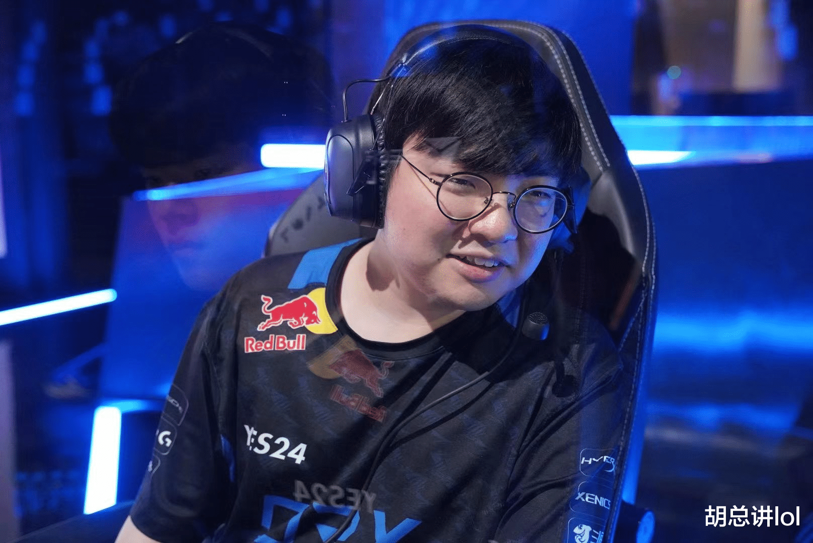LOL: 原神哥官宣签约了, 称Theshy的理论是错的, TES试训中野