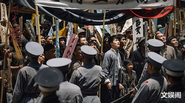 ��һ��ʷ�����! ������һɫ�����Ǻ���, һ����׷8��Խ��Խ���