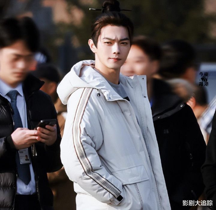 �����¾硶��ҹ�顷����, �����ޱ���ݴ���С��ʿ, �ݺ��ڴ���