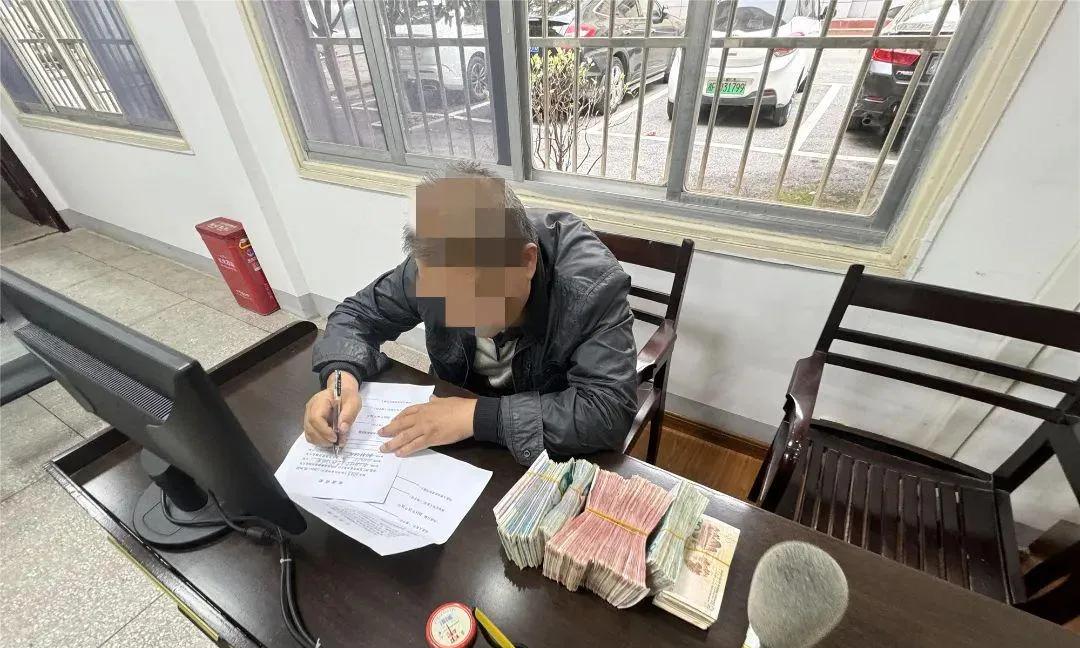 重庆市民上报隐患月入2700元！3天微信到账，官方：政策持续