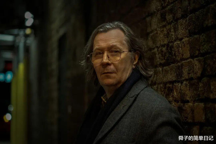 �հ桶���ˡ�, ����8.7, һ������վ�Ů�����ݷ���ˬ��(�����վ綹��)