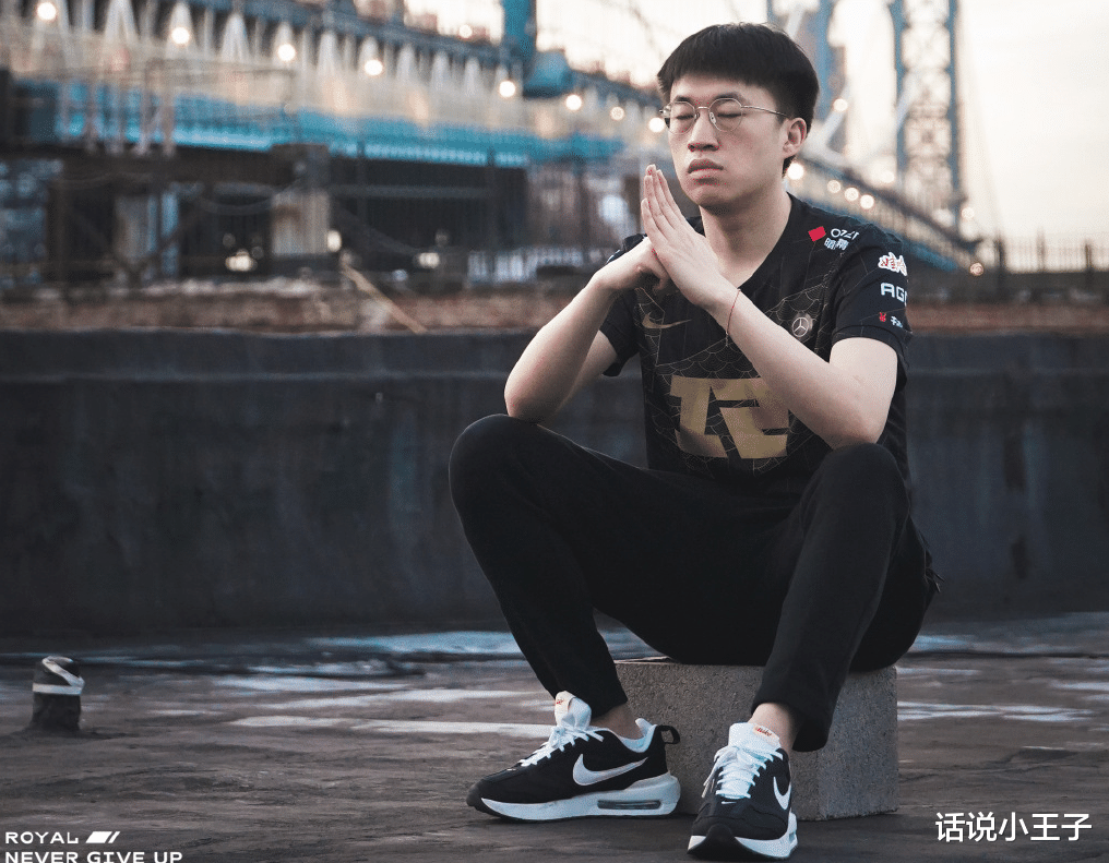 暗示自己要离开? 小虎: 在一个地方打久了, 就想换一个新地方了
