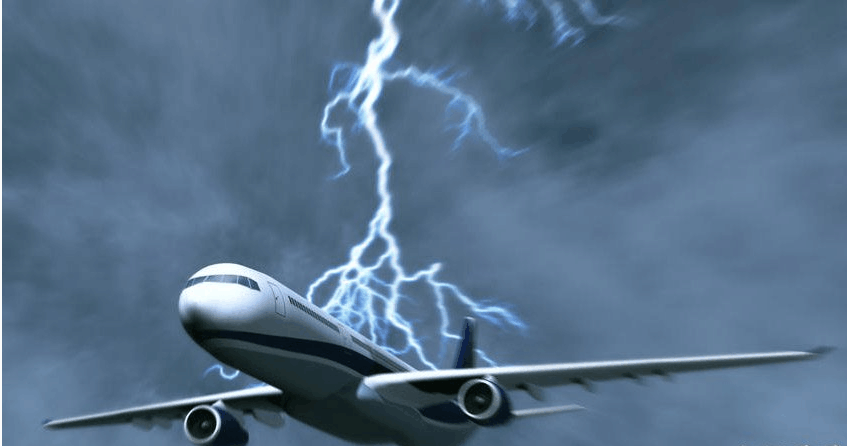 当闪电遇到飞机, 为什么飞机总是可以侥幸生存呢?