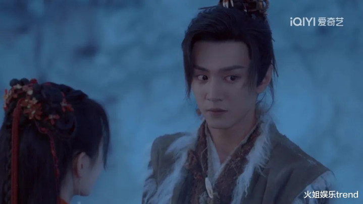 ���ɽ��ġ������ɽ������뿪��, �������Ⱥ�������ѹ��溵t����Ź�(�ɽ���������Ů����)