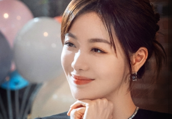 ���Ӿ硶�����쳾��, չ������������, ���Ǵ�ͳ�����ϵ�ż���(�����쳾ͻȻ����������)