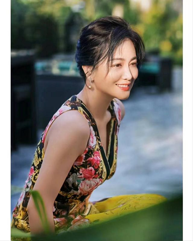 ������ݡ��ϴ����μ޶��ɡ��������� �°桶����ϲ�¡���ɫ�����