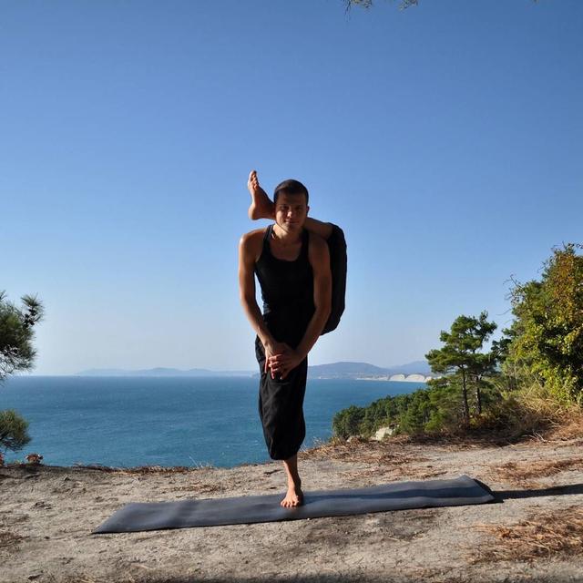 男士练瑜伽, 帅的像芳心纵火犯!