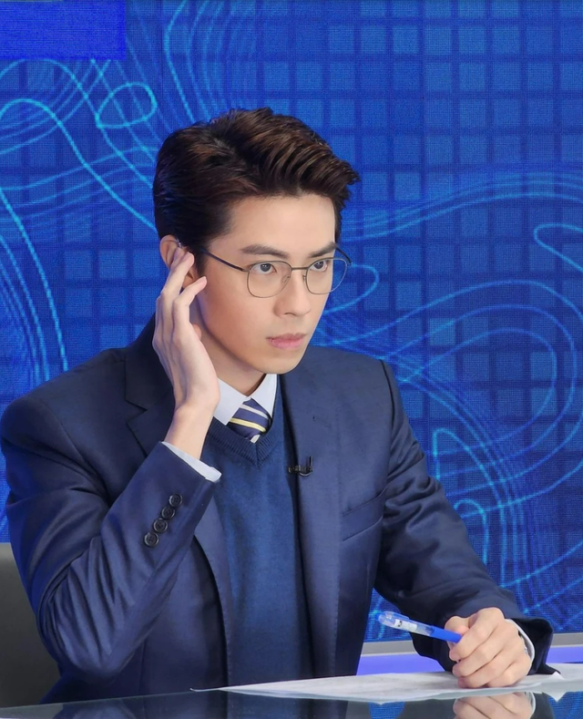 TVBС�����ڻ���, �¾���������Ϸûѹ��, ��ò��������������(�����Ա��)