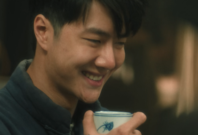 ��ͷ����ͱ�������, ���Ӿ硶׷���ߡ�������, ����Ӧ����ô��(���Ӿ�׷����)