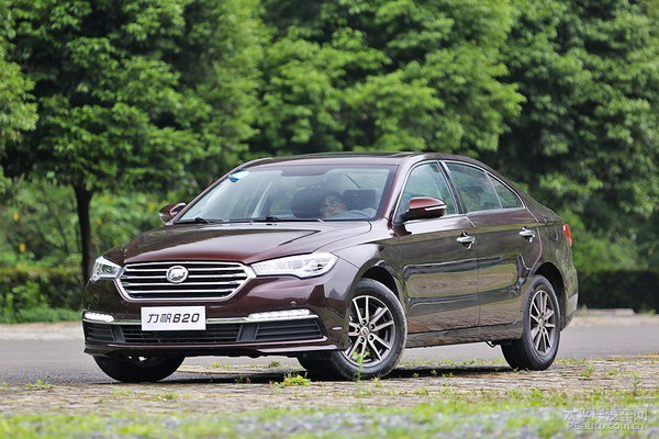 力帆820两款车型官降 现售8.18万/8.68万