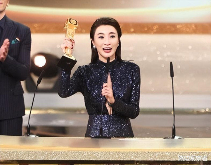 ����ޱ�򲡷��۾�ҽ, ��լҹ����͸¶��������, �¾����㱻����ͣ(�ձ�����,��������,����ޱ,��լ��˭)