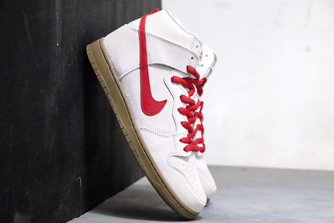 nike sb dunk birch hyper red