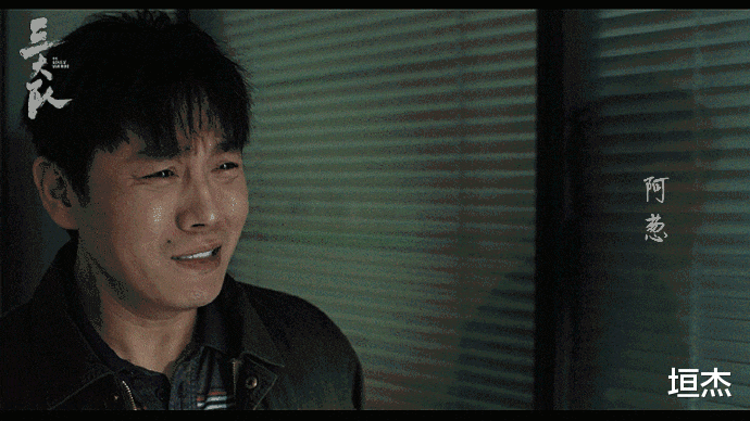 һƪ��ǧ�ֵ�С˵�����ĳ�24���ġ�����ӡ�(�����,������,������˭����)