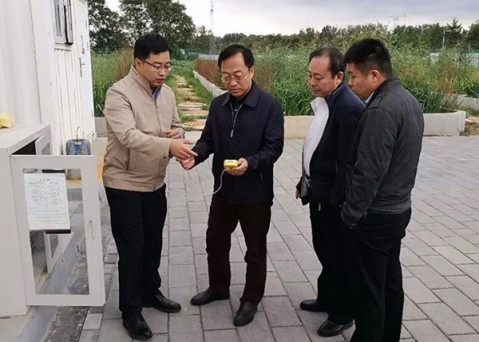 10月15日,副区长吴耀新带队来到南彩镇的顺义区农业机械化学校西侧