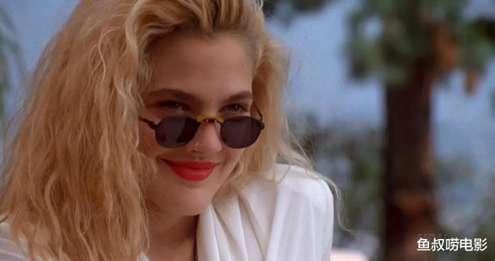 90�����ɫ��Ӱ, 17��İ���Ħ����������, ����ʤѩ�������