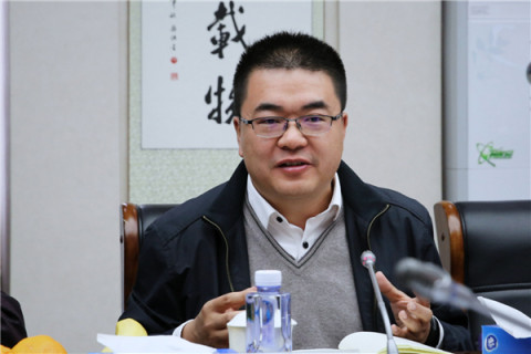 "北京市教委学生处副处长周凯指出,解决大学生就业,专业设置要有灵活