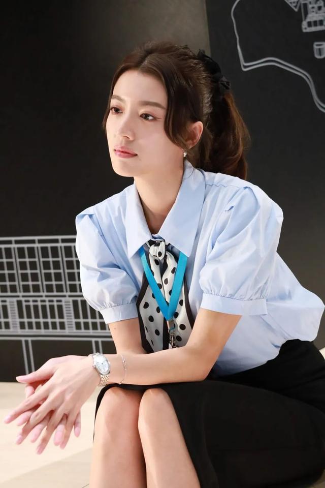 TVB�¾�����ǿ��, �ڵ����ӷ������Ⱦ硶����Ů����, ��������