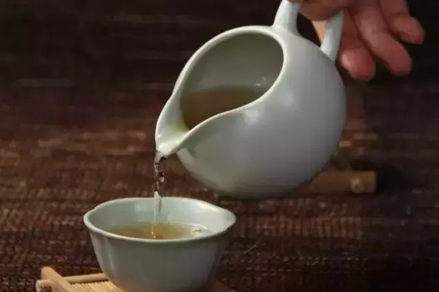 茶趣: 建盏和茶粉的piapiapia完美结合