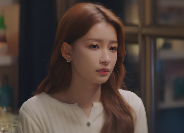 �Ų�4��, ��������9.3, ����12�·ݵ�һ�����Ұ�ҹ׷��ͣ�ĺ�����