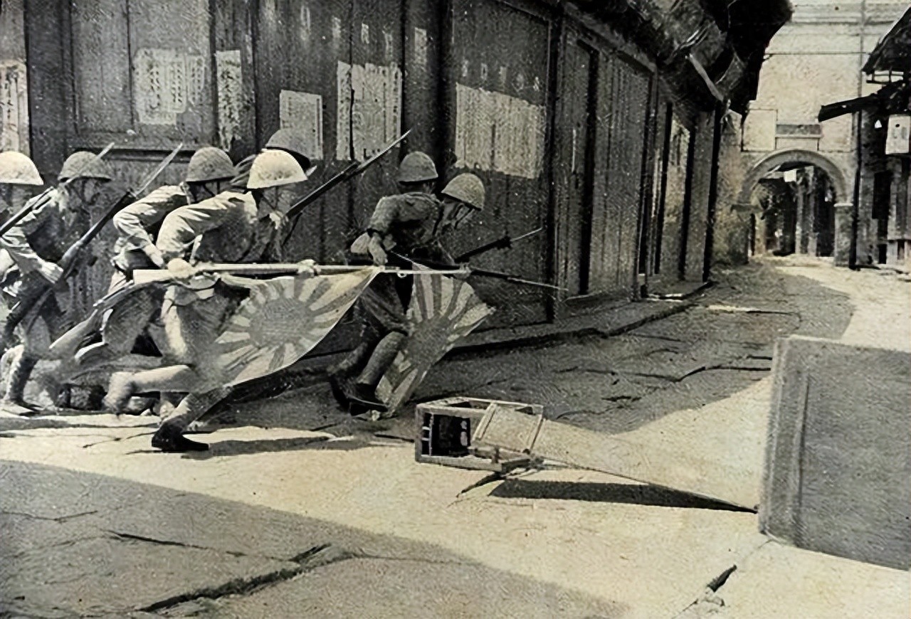 海贼王孙二虎即将被枪毙, 大喊道: 杀了我! 陶勇大喜: 快给他松绑