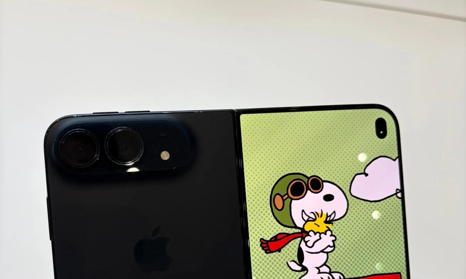 iPhoneDuo溢价48小时崩盘：从5.8万跌至3000，黄牛一夜亏2.5万