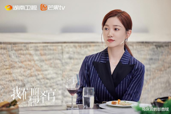 �����ǵķ���١��ײ�, ��ɫ��ϵ��ͬ, ��������, ���͵Ĺ�Ѫ��(���ǵķ����,�װ��ķ������˭)