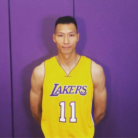 阿联: 我不是"下一个姚明" 盼更多中国球员来nba - 微信奴