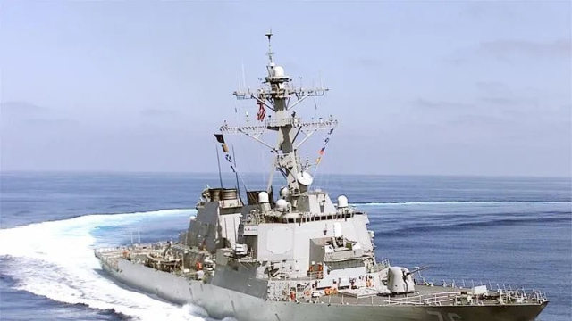 美军中东部署至少10艘军舰 最新驱逐舰抵达引发关注
