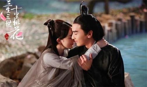 《三生三世》的片尾曲《凉凉》, 作词者还是一名在校大学生! 网友: 真才女!