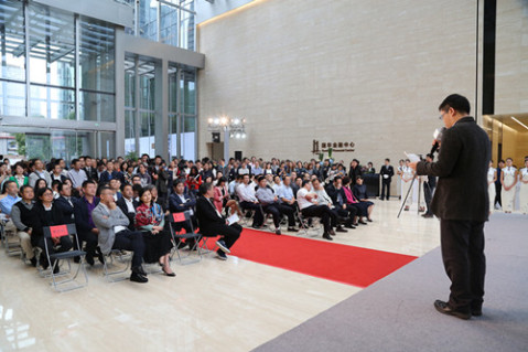 2016年度非常人物之刘益谦&王薇