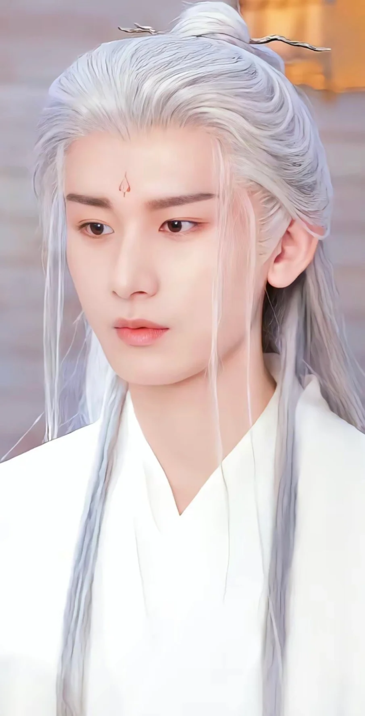 ��, ��λ��װ��������, ��һ����Фս�����㡢���������μ��ס�̴����˭����İ��¹�?