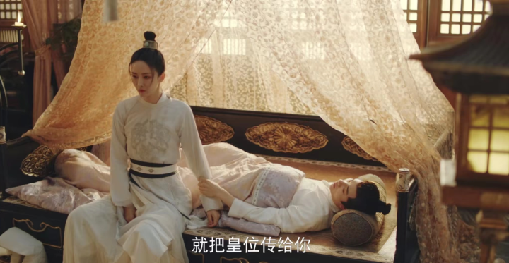 《与凤行》还没来, 出了个短剧《与凤飞》, 低成本无脑下饭小甜剧