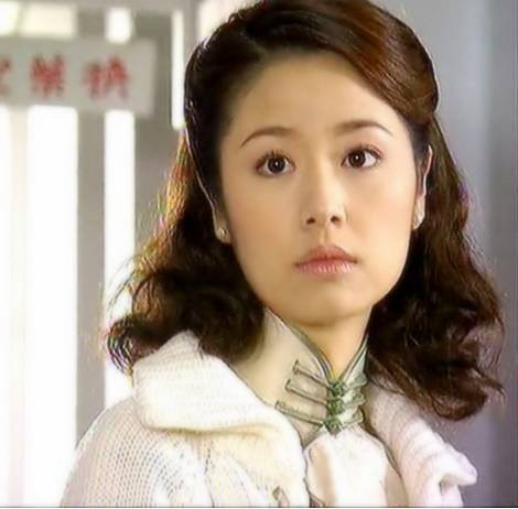 林心如晒名牌包被喷"不知人间疾苦"! 仇富是病, 得治啊!