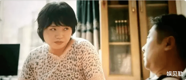 李雪琴在《热辣滚烫》中, 演第三者让人乐, 天赋表演扭转观众三观(热搜 李雪琴)