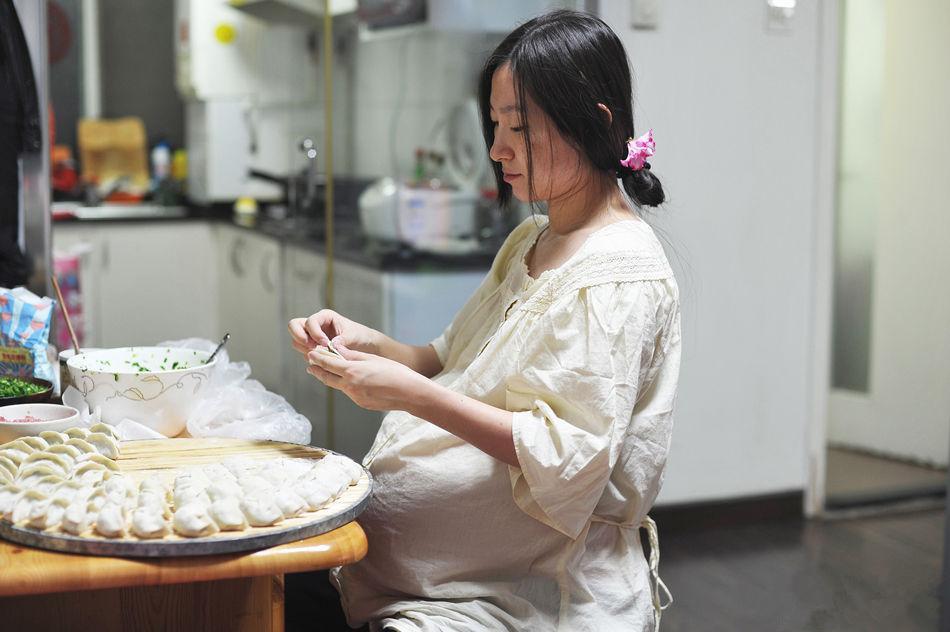 一位還沒有結婚的姐姐問我為什麼現在年輕人越來越不想結婚和生孩子?