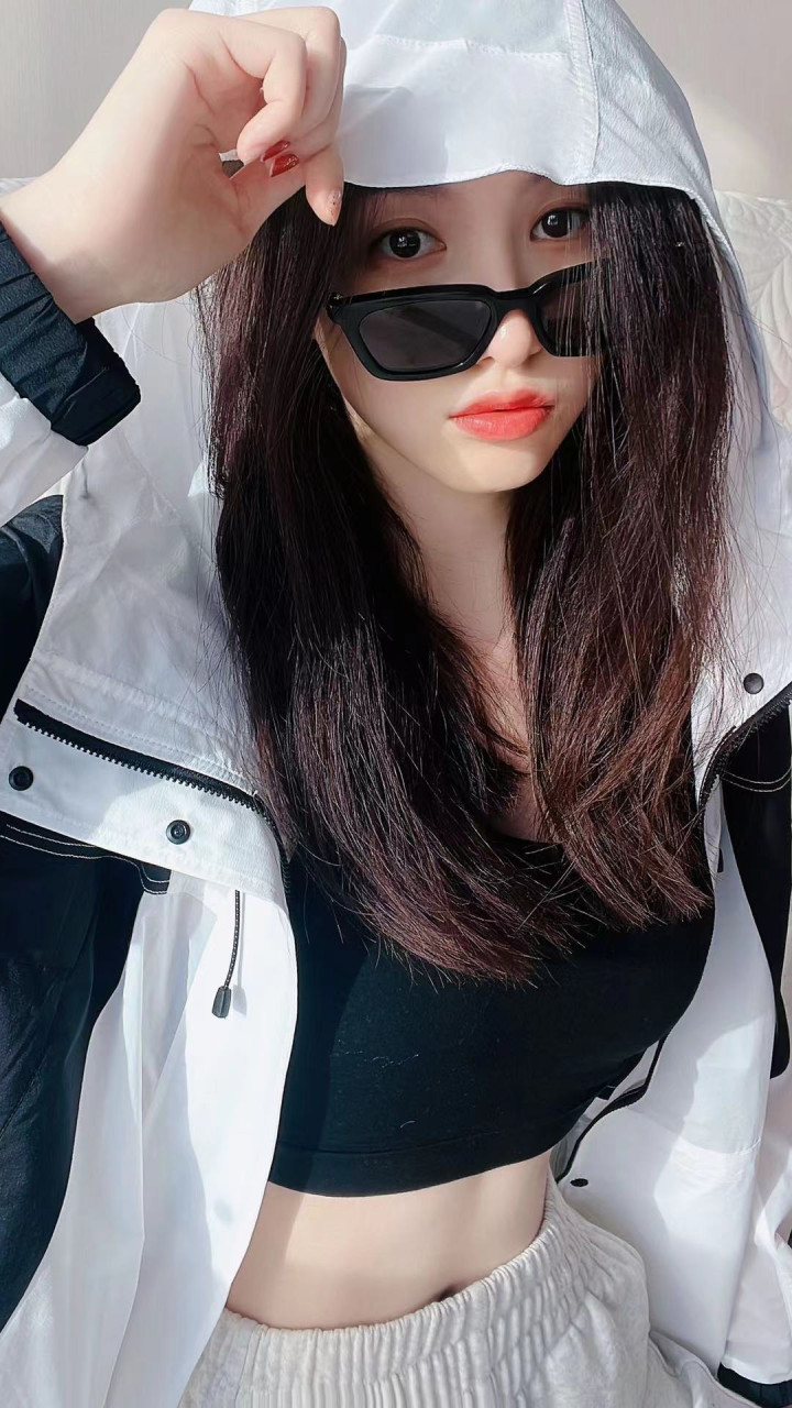 90��Ů��Ա�����(�������ֵ)