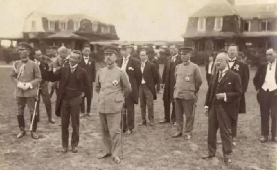 日本二戰將戰線拉那麼長 是狂傲自大 還是破罐破摔 信息峰 日本二戰將戰線拉那麼長 是狂傲自大 還是破罐破摔 信息峰