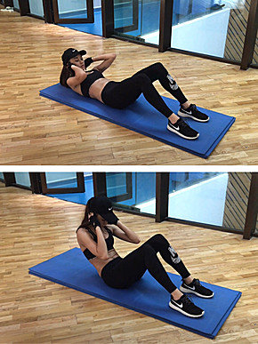 动作三:屈腿仰卧起坐 最简单的仰卧起坐 腹部用力 配合呼吸