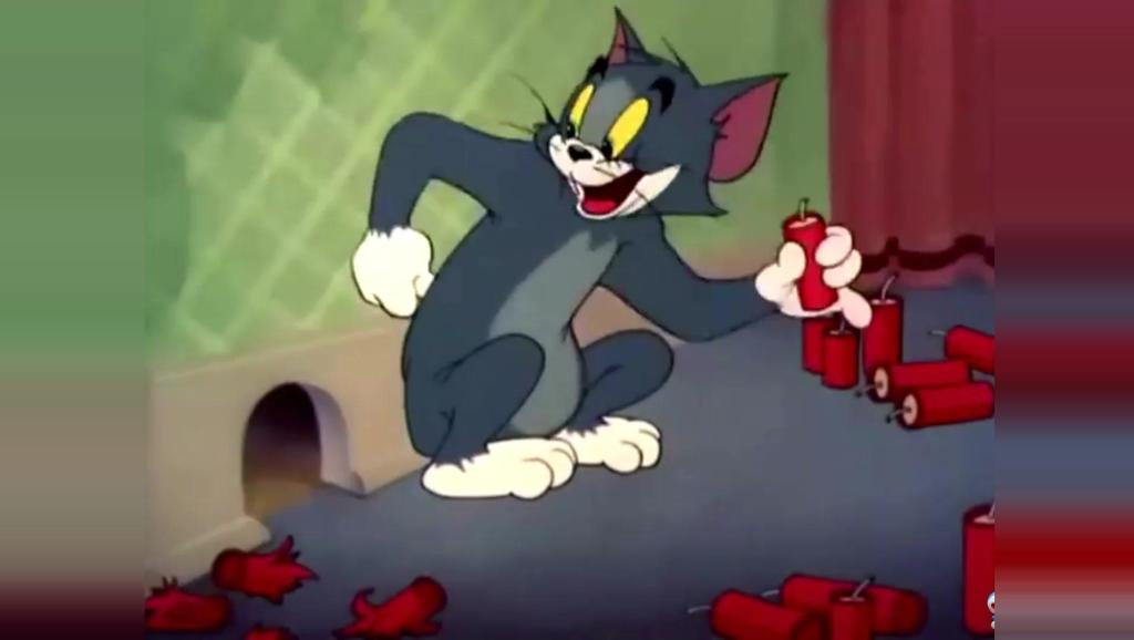 打开 猫和老鼠: 老鼠宝宝一口气就吃下了一个橘子 打开 猫和老鼠